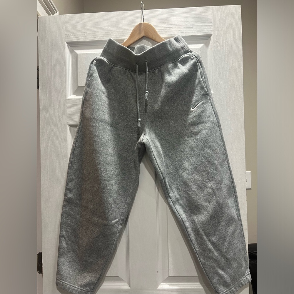 Nike Heather Gray Sweatpants